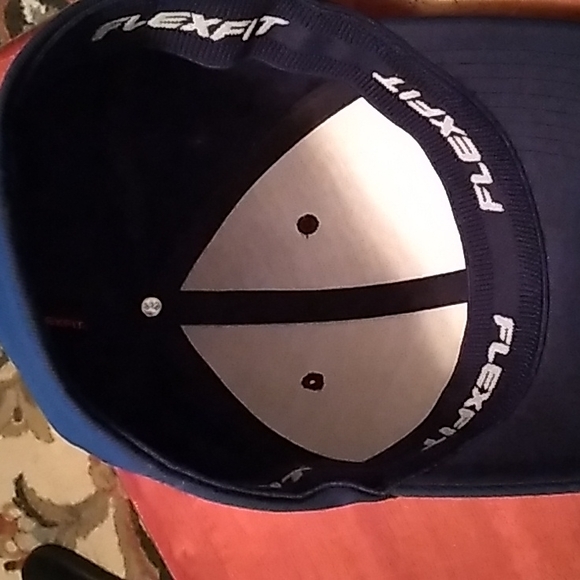 Hat - Picture 8 of 14